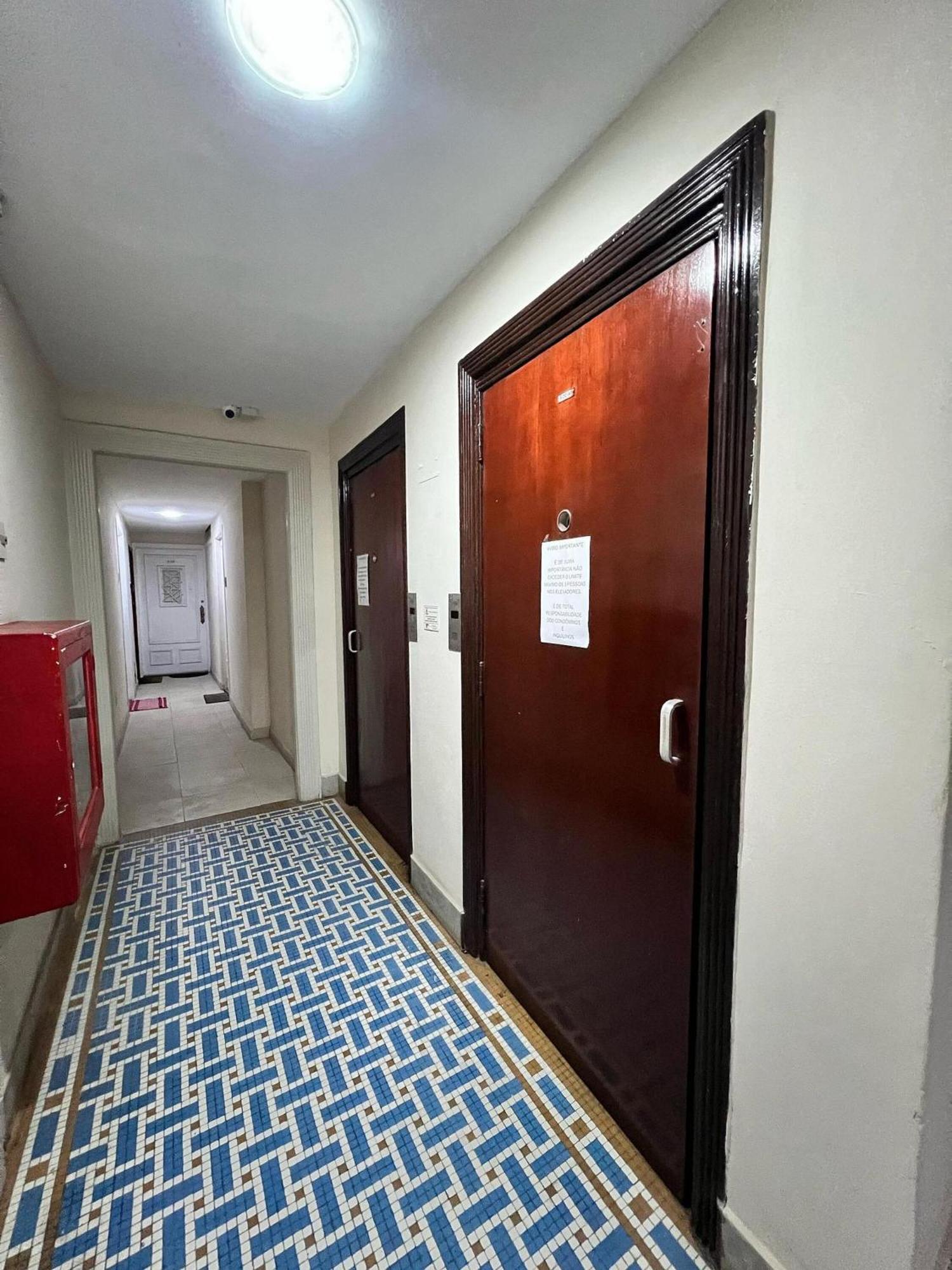 Apartamento Apto Completo Quadra Posto 06 Arpoador